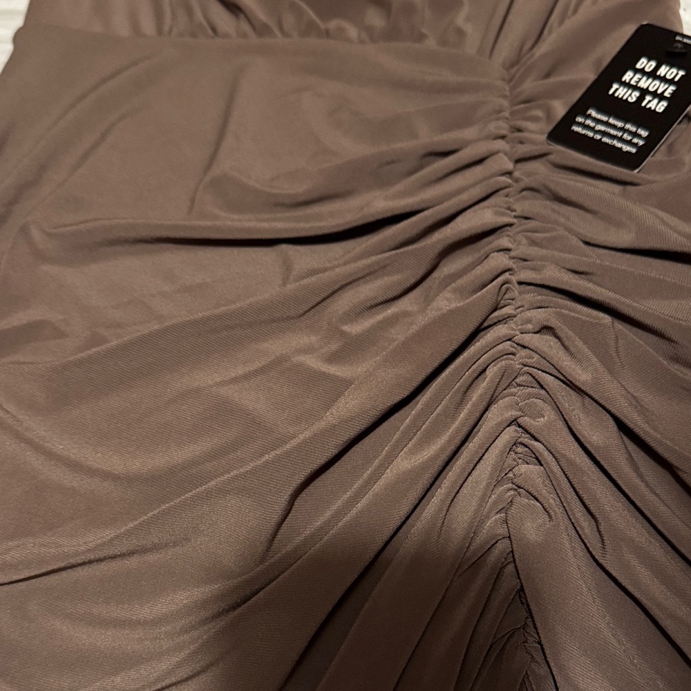 Express Ruched Brown Midi Dress - Picture 2 of 6